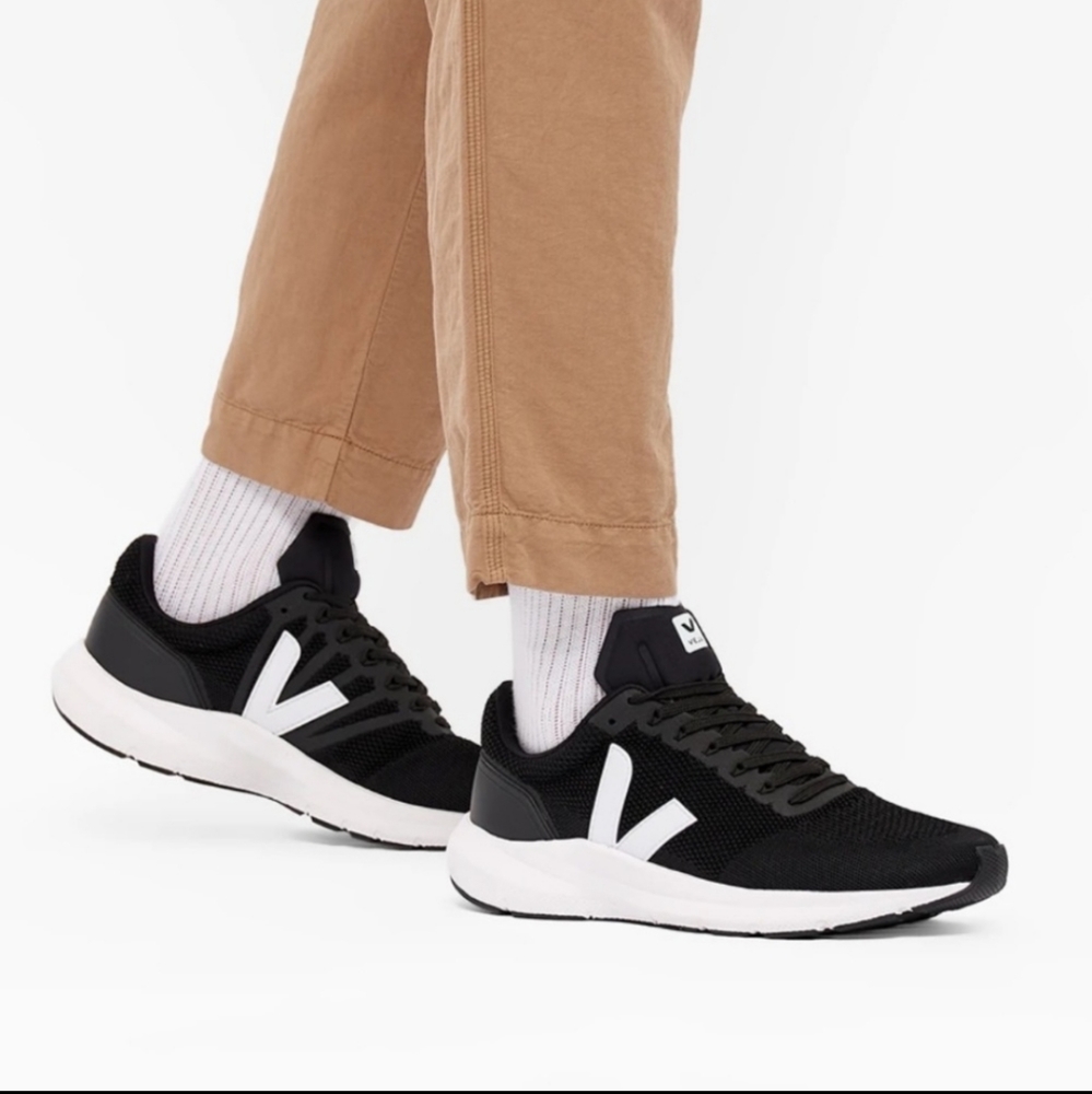 Veja Marlin V-Knit Sneakers Black Size 40 EUR,